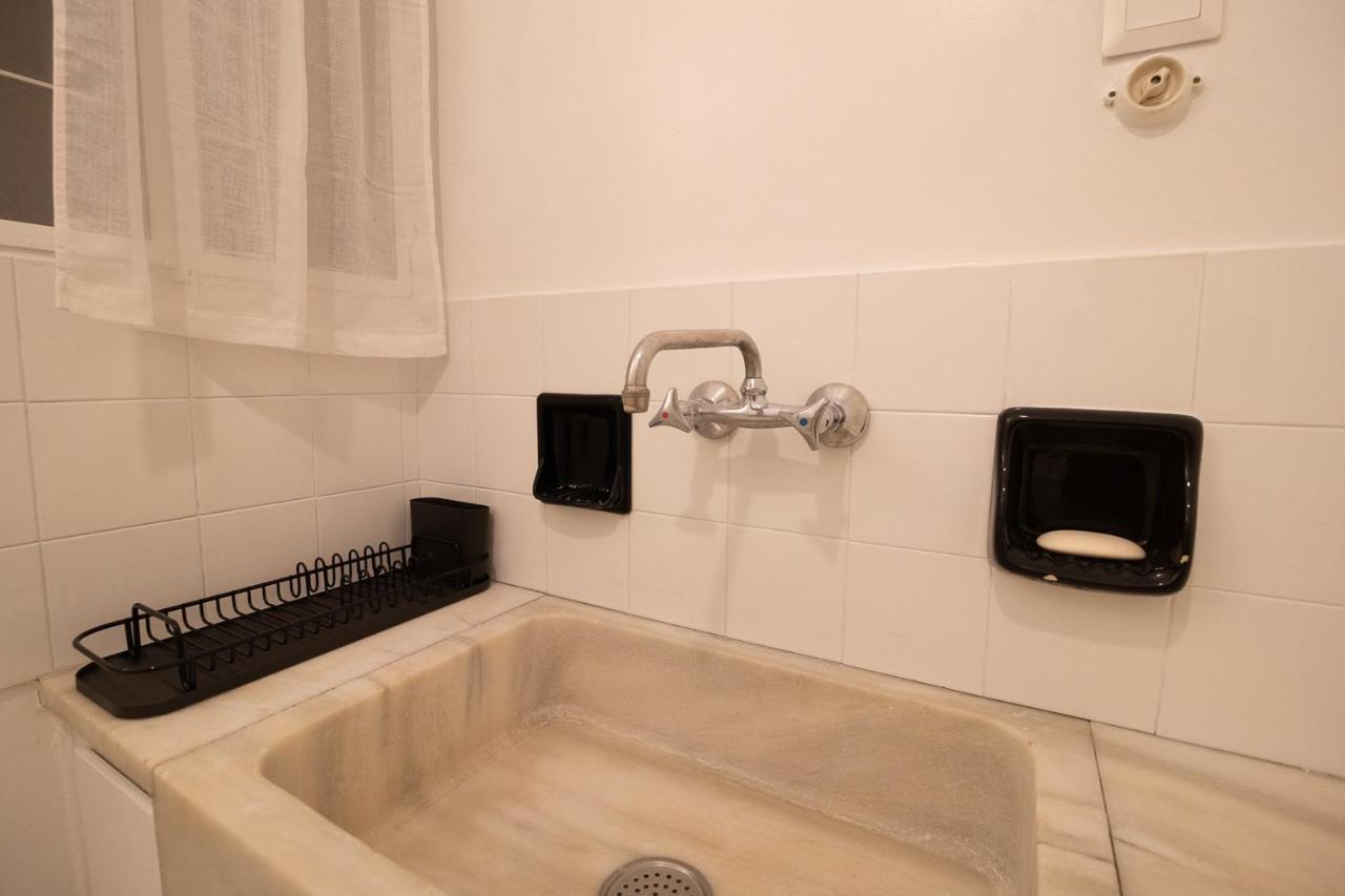 Didotou Oasis Apartment เอเธนส์ ภายนอก รูปภาพ