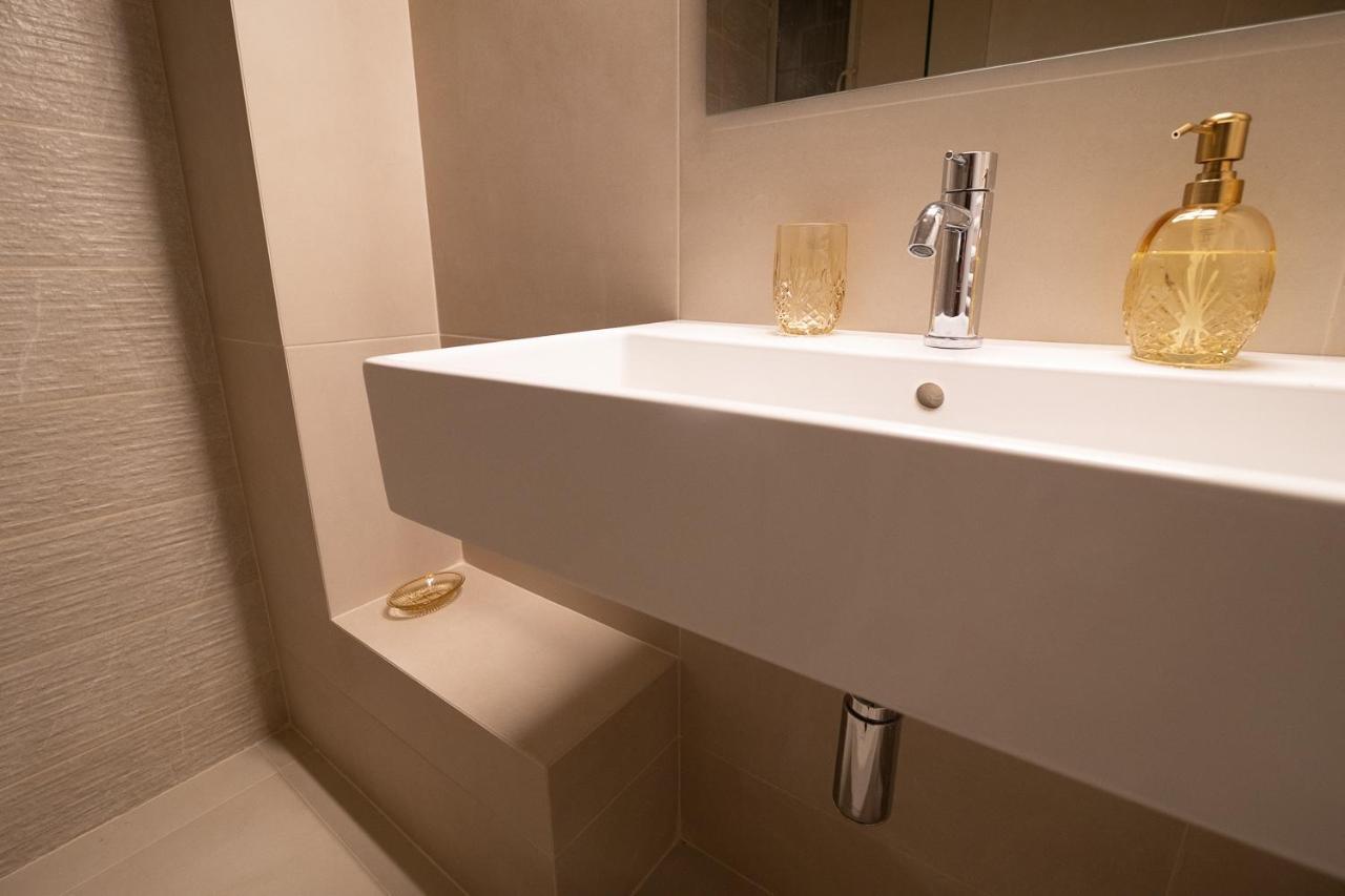 Didotou Oasis Apartment เอเธนส์ ภายนอก รูปภาพ